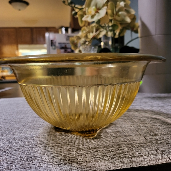 Vtg 30s Federal Glass Yrllow Ribbed 10" Mixing Bowl - Picture 2 of 3